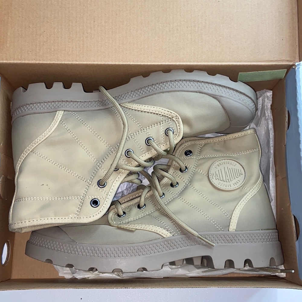 LORIGINAL PALLADIUM SHOES